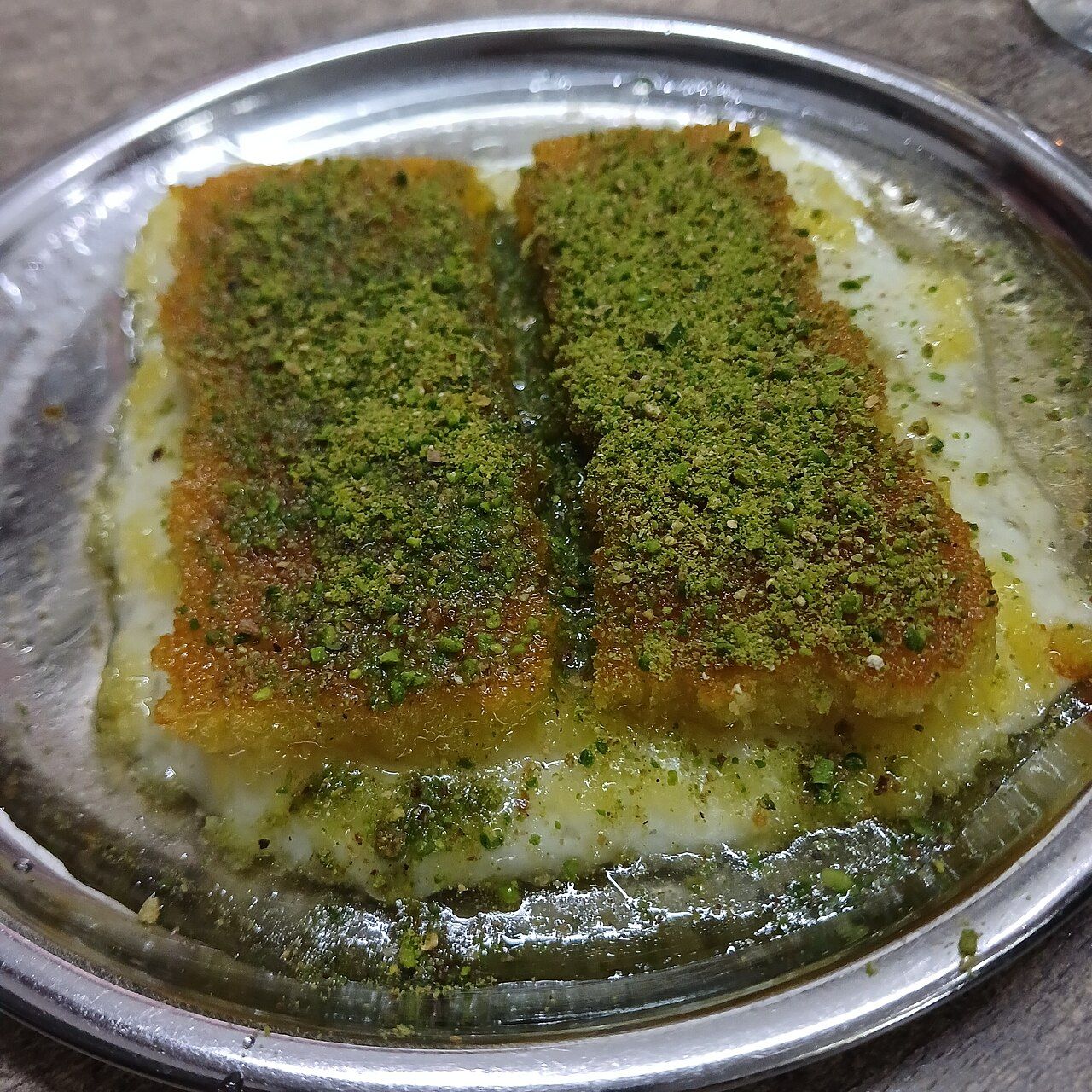 Fıstıklı künefe